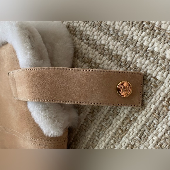 Stuart Weitzman NWOT Suede Shearling boots (Made in Spain) - Picture 9 of 13